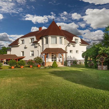 Katalin Vendeghaz Hotel Gyenesdias Ngoại thất bức ảnh
