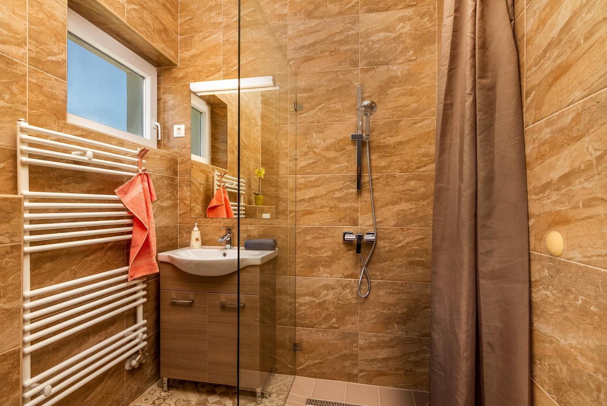 Katalin Vendeghaz Hotel Gyenesdias Ngoại thất bức ảnh