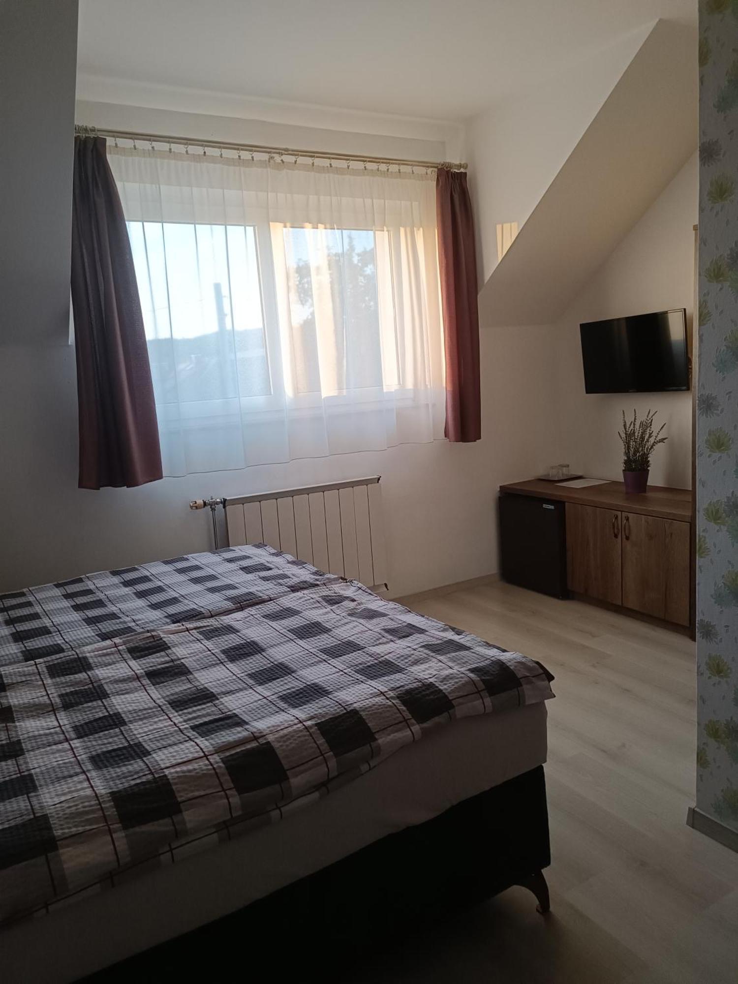 Katalin Vendeghaz Hotel Gyenesdias Ngoại thất bức ảnh