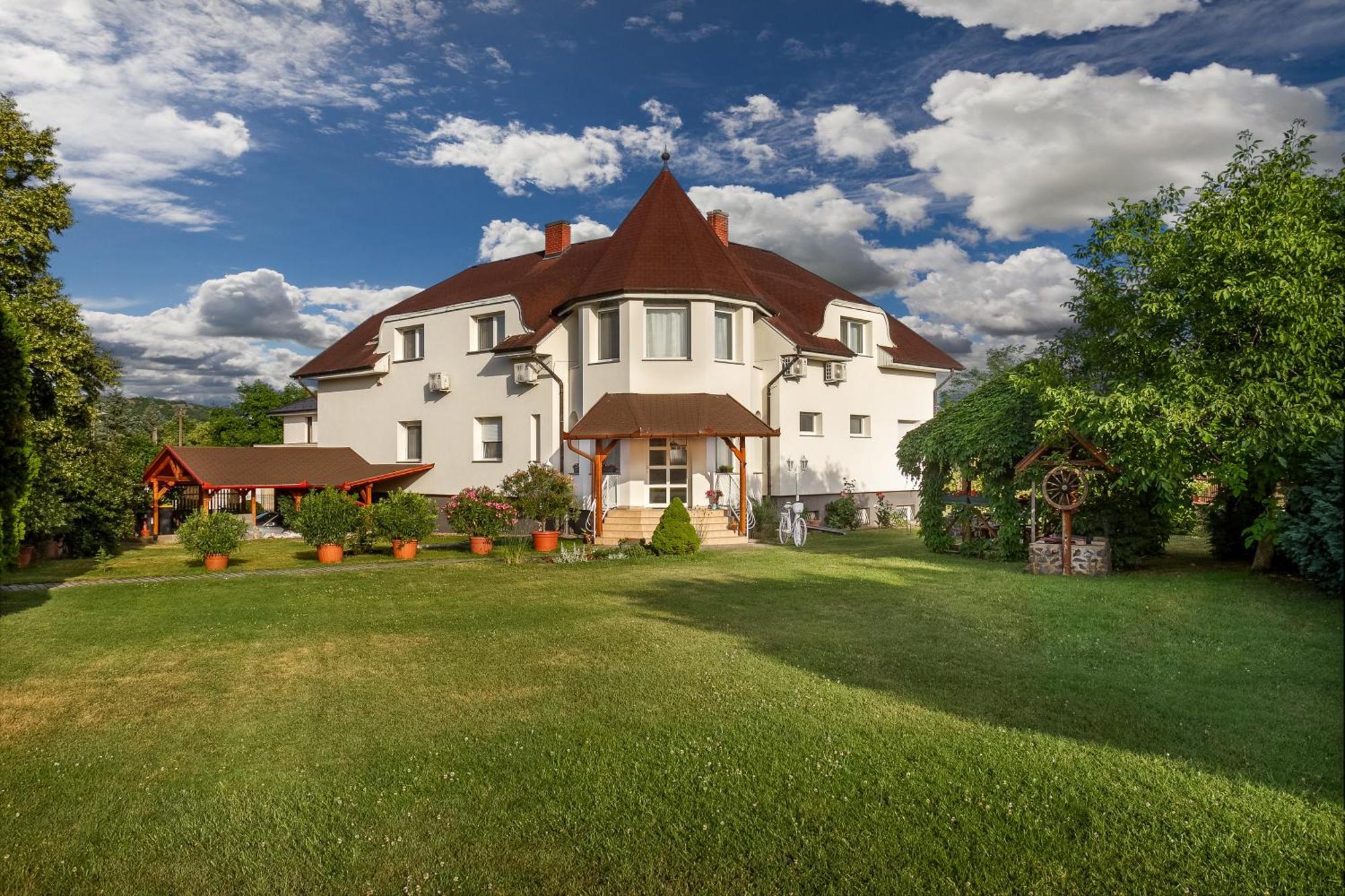 Katalin Vendeghaz Hotel Gyenesdias Ngoại thất bức ảnh